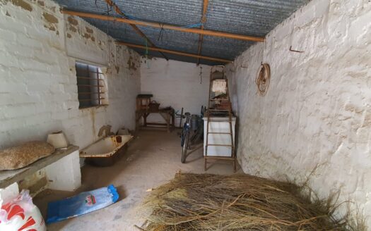 Amplia casa en venta en Pedroche de 500m2