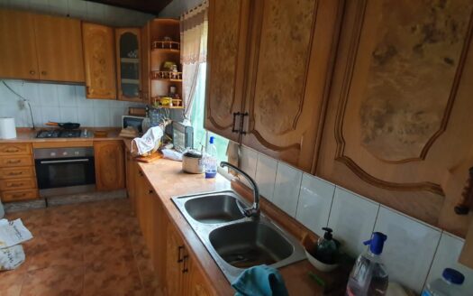Venta de naves con chalet en Dos Torres