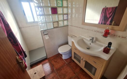 Venta de terreno con chalet en Fuente Obejuna