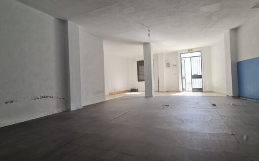 Venta de local y cochera