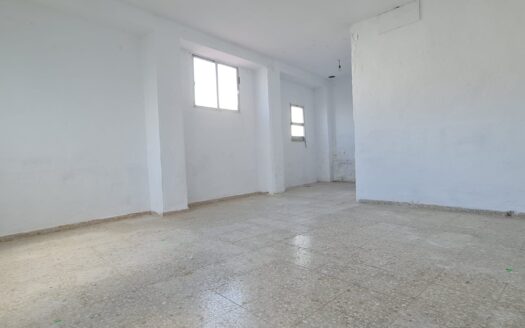Venta de local y cochera